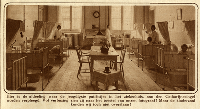 300033 Interieur van het Stads- en Academisch Ziekenhuis (Catharijnesingel 101) te Utrecht: de kinderzaal.